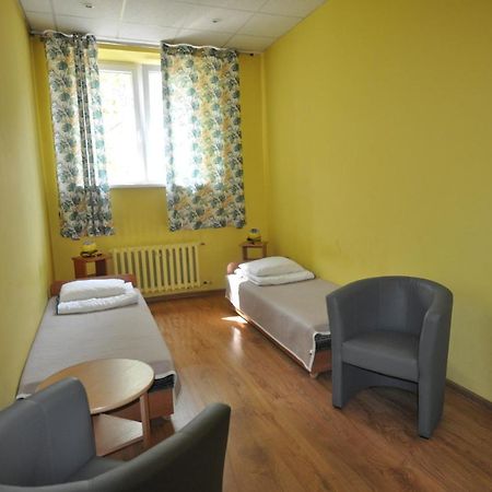 Sm Oleandry Hostel Krakow Bagian luar foto
